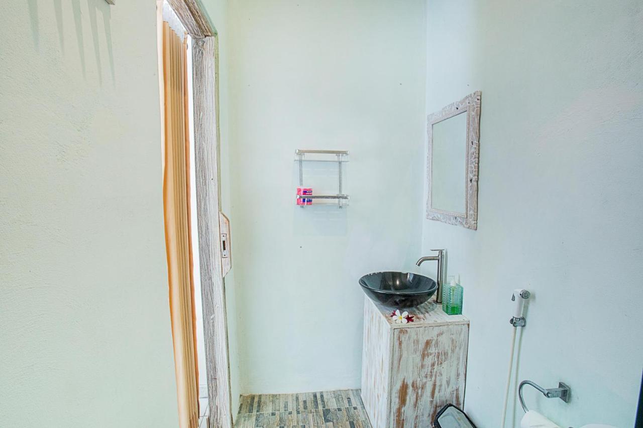 Naturale Guest House Nusa Lembongan  Ngoại thất bức ảnh